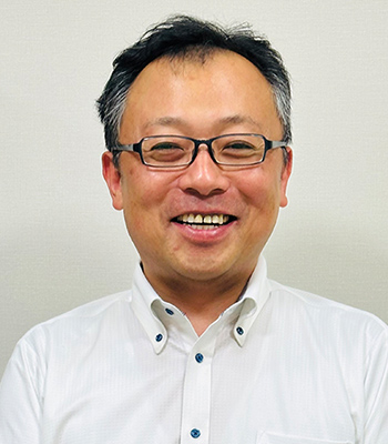 福山市立大学生協　専務理事　塩崎 昌哉