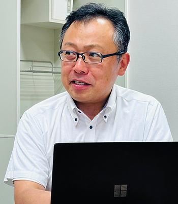 福山市立大学生協 専務理事　塩崎 昌哉