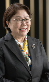 矢口 悦子 学長