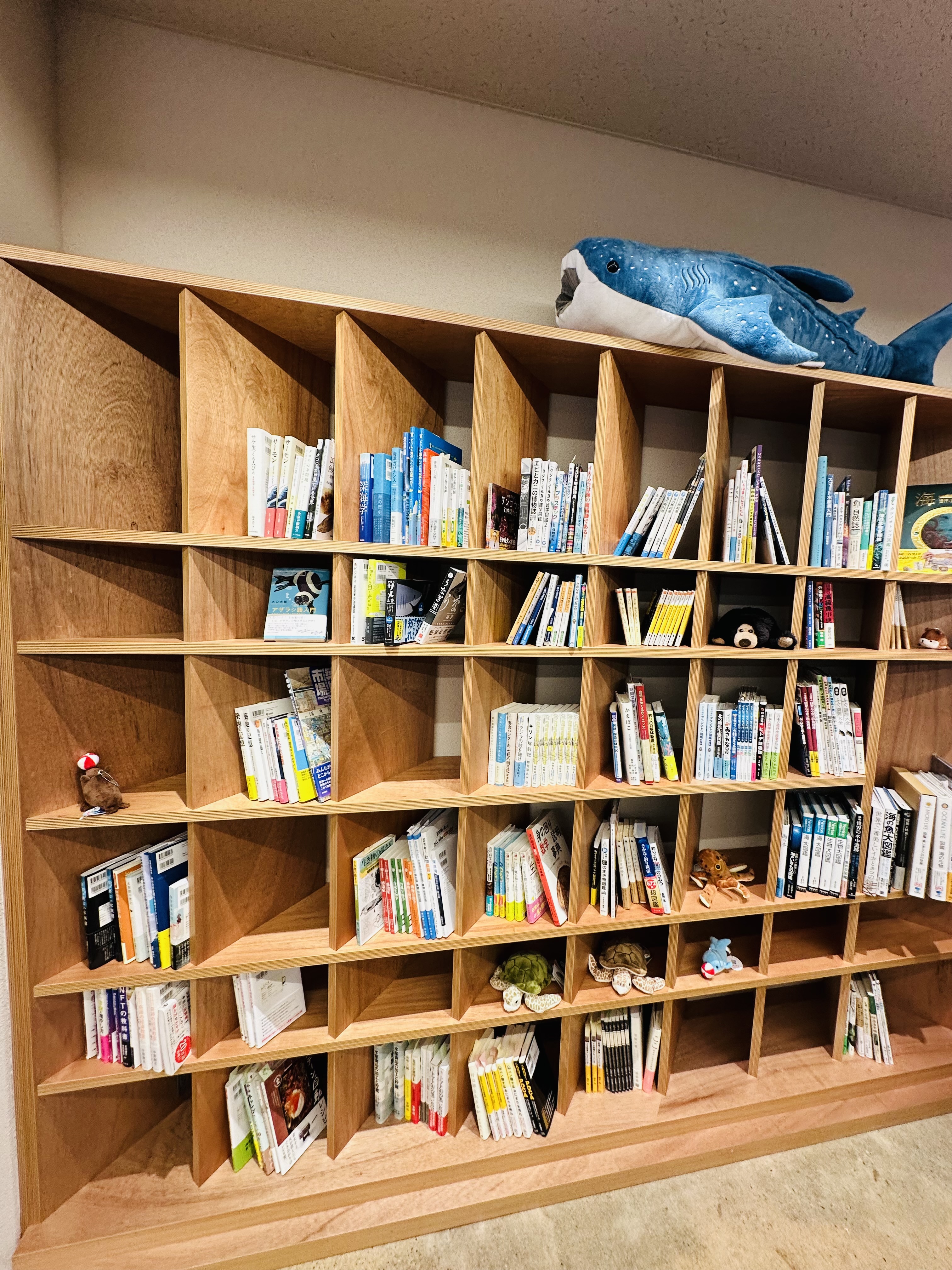 水産大生協 書籍棚