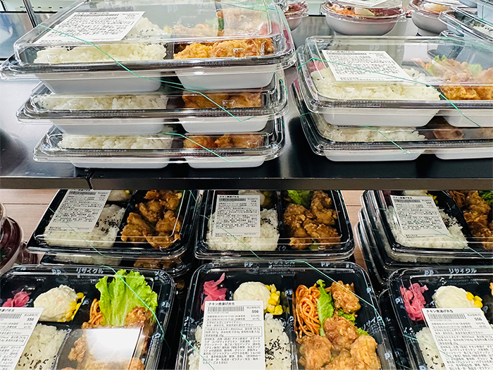 ニコラ（第2食堂）コンビニ