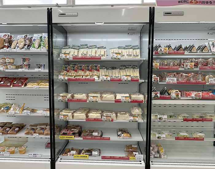 ニコラ（第2食堂）コンビニ