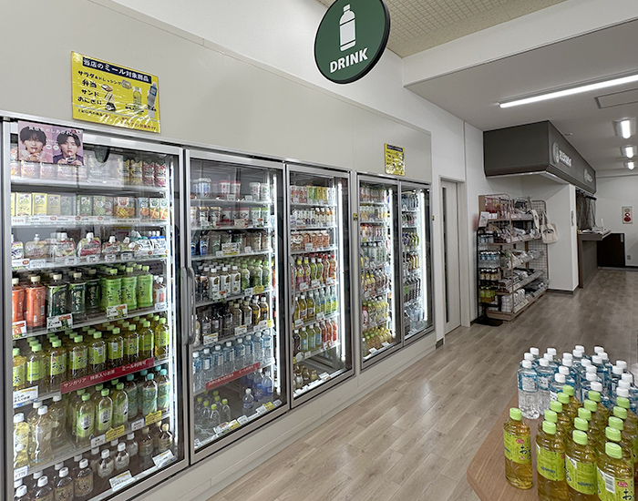ニコラ（第2食堂）コンビニ