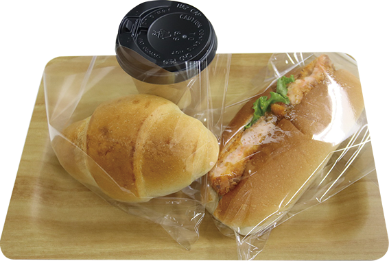 学生イチ推しのコッペパン（海老カツをチョイス）に塩バターパンとホットコーヒー