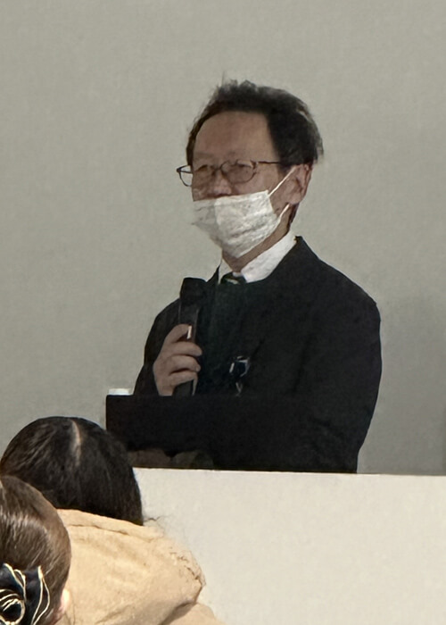 入学準備説明会の最後に高杉太朗専務理事からのメッセージ