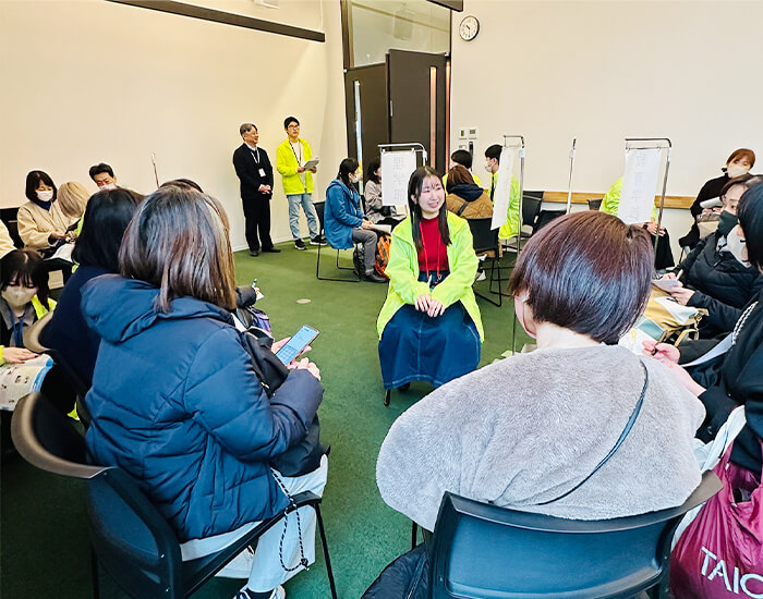 住まいの相談や、学部別　個別相談をおこないました。