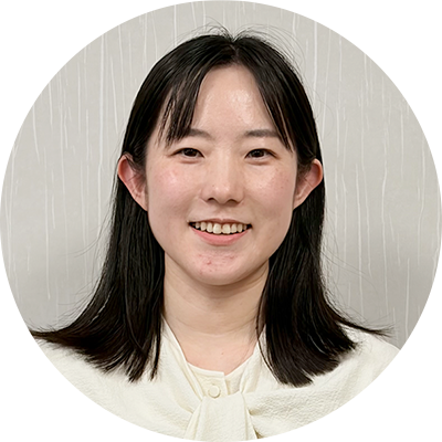 徳田玲亜 さん