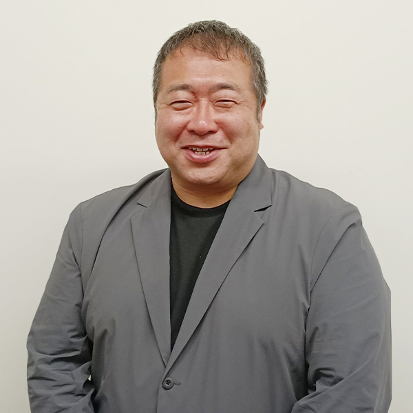 白梅学園生協 理事長　安倍 大輔 先生