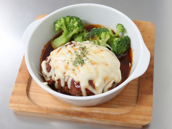 レンジで煮込みチーズハンバーグ♪