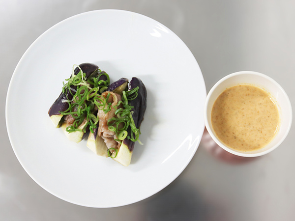 なすのはさみ蒸し