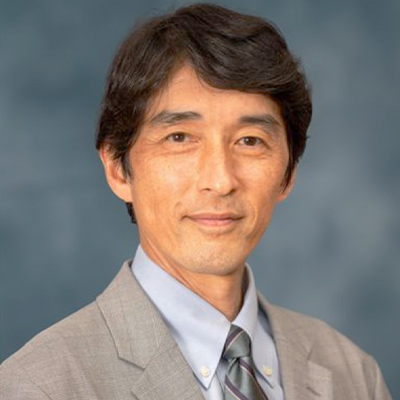 三角 育生 氏