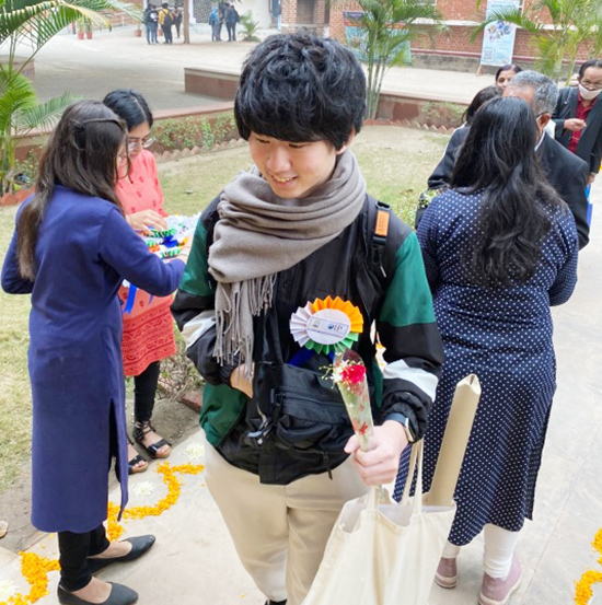 We were welcomed with flowers and Indian flag badges. We received many flowers during our visit to India.