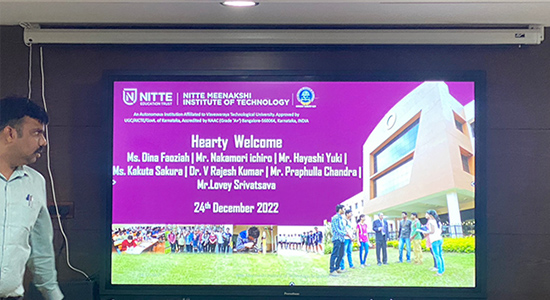 Nitte Meenakshi Institute of Technology gave a presentation about its co-op, prompting us to consider the need for English materials and videos about university co-ops in Japan that can be readily shared.