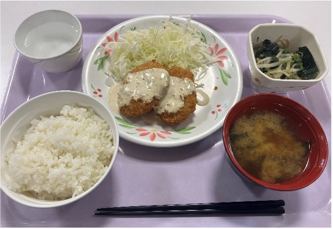 大学生の昼食事情