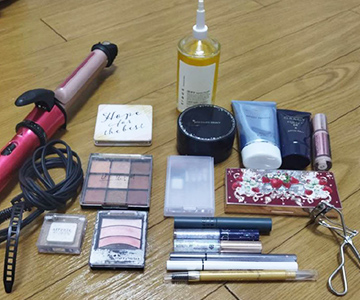 写真_メイクアイテム