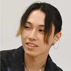 萩尾さん