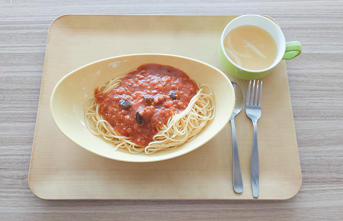 茄子のミートソースパスタ